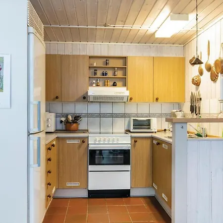 Three-bedroom Holiday In
