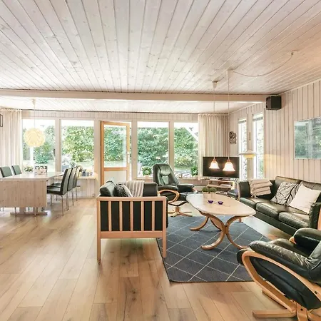 Tatil Evi Three-bedroom Holiday In